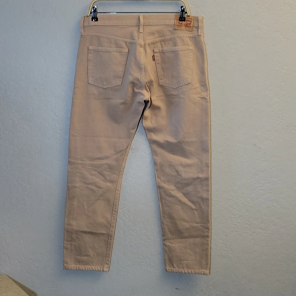 LEVIS Light Colored 501 Button Fly Jeans 32